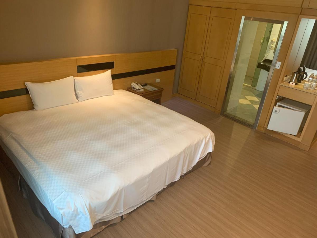 Chia Shih Pao Hotel Taibao Экстерьер фото
