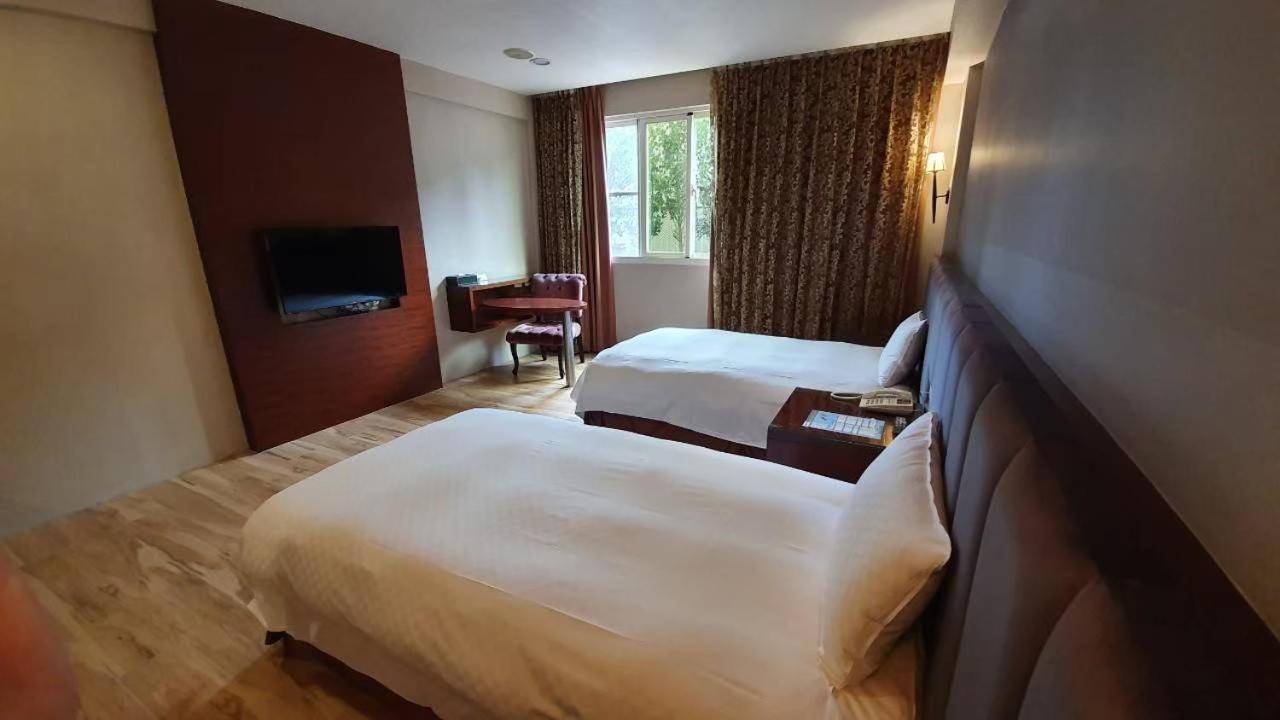 Chia Shih Pao Hotel Taibao Экстерьер фото